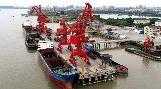 赤水概述露天料场港口封闭问题的实行方法